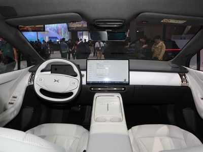 ES销量迎来上涨 实力不输小鹏P7+？P